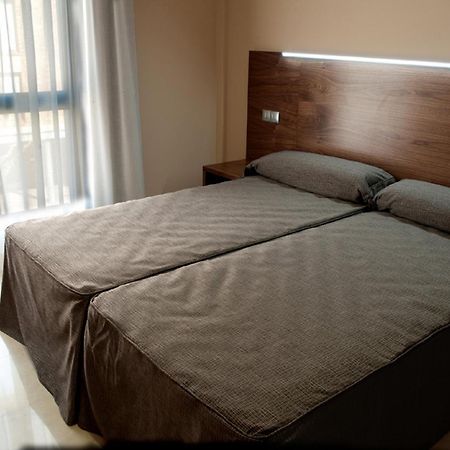 Visit Hotel Caspe Zewnętrze zdjęcie