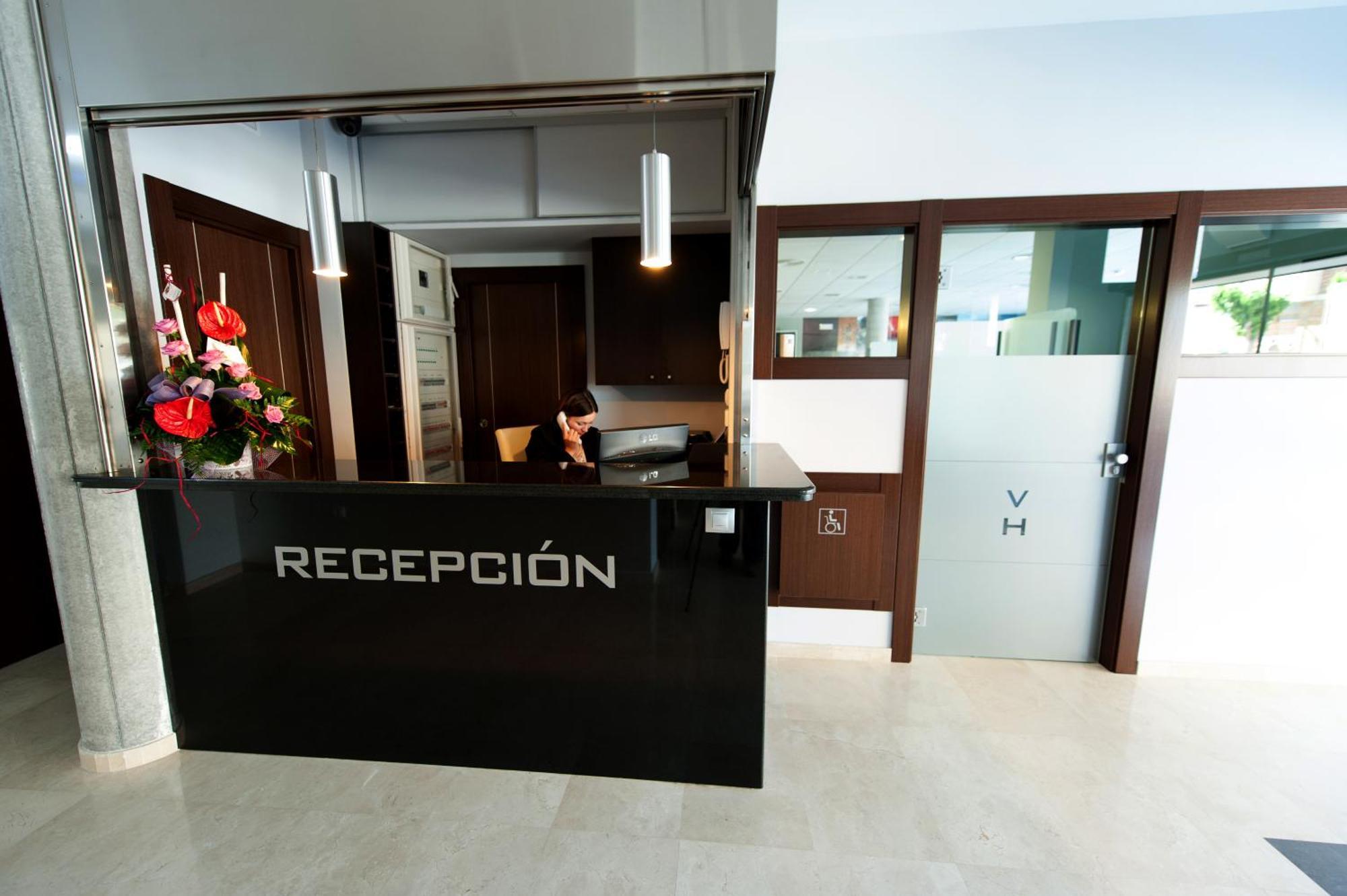 Visit Hotel Caspe Zewnętrze zdjęcie